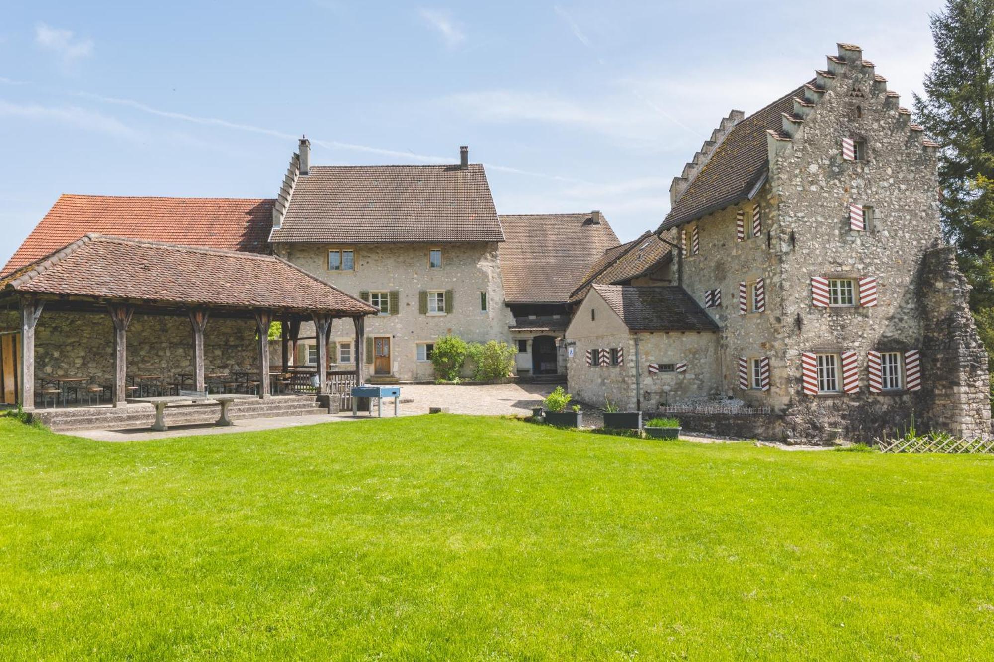 Brugg Youth Hostel Buitenkant foto